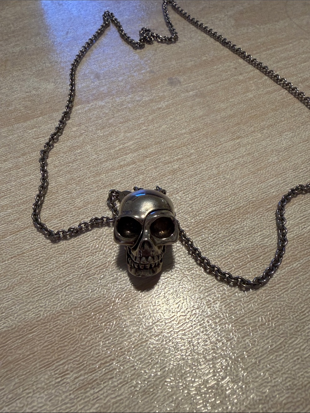 Alexander McQueen Silver Skull Pendant Necklace
